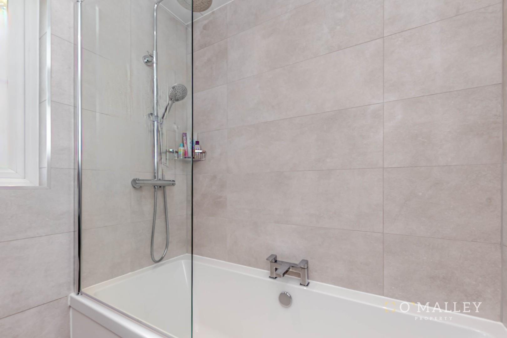 82Sparow_Bathroom_01.jpg